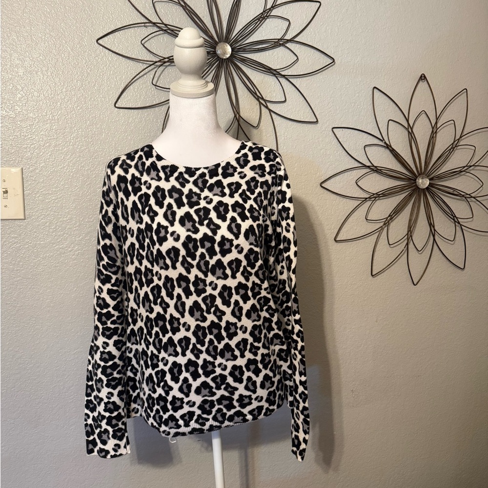 Liz Claiborne Black and White Animal Print Blouse
